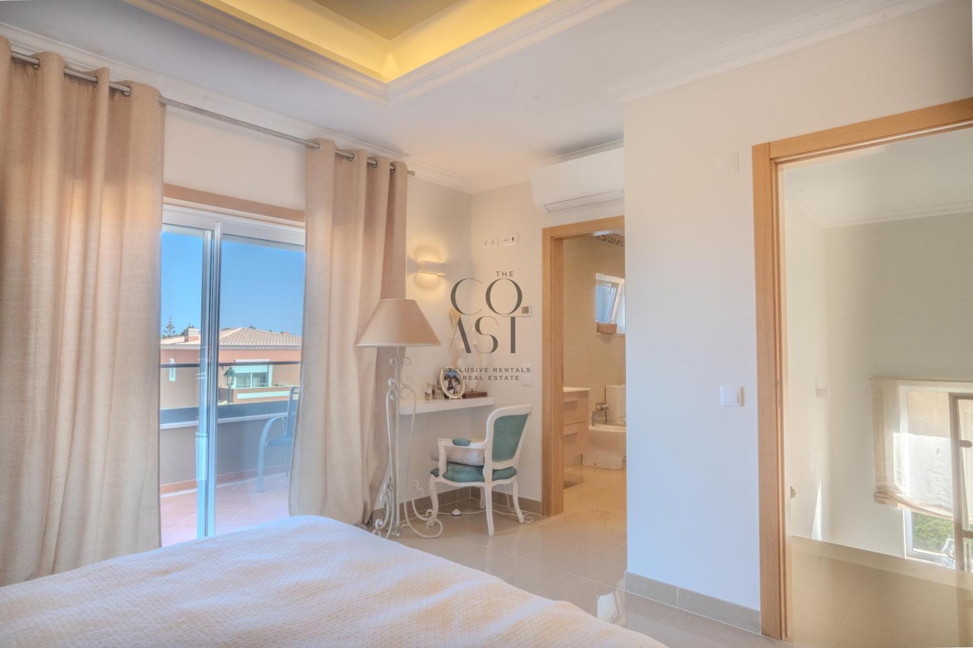 Private House With Garden & Pool By The Coast Exclusive * Lagos