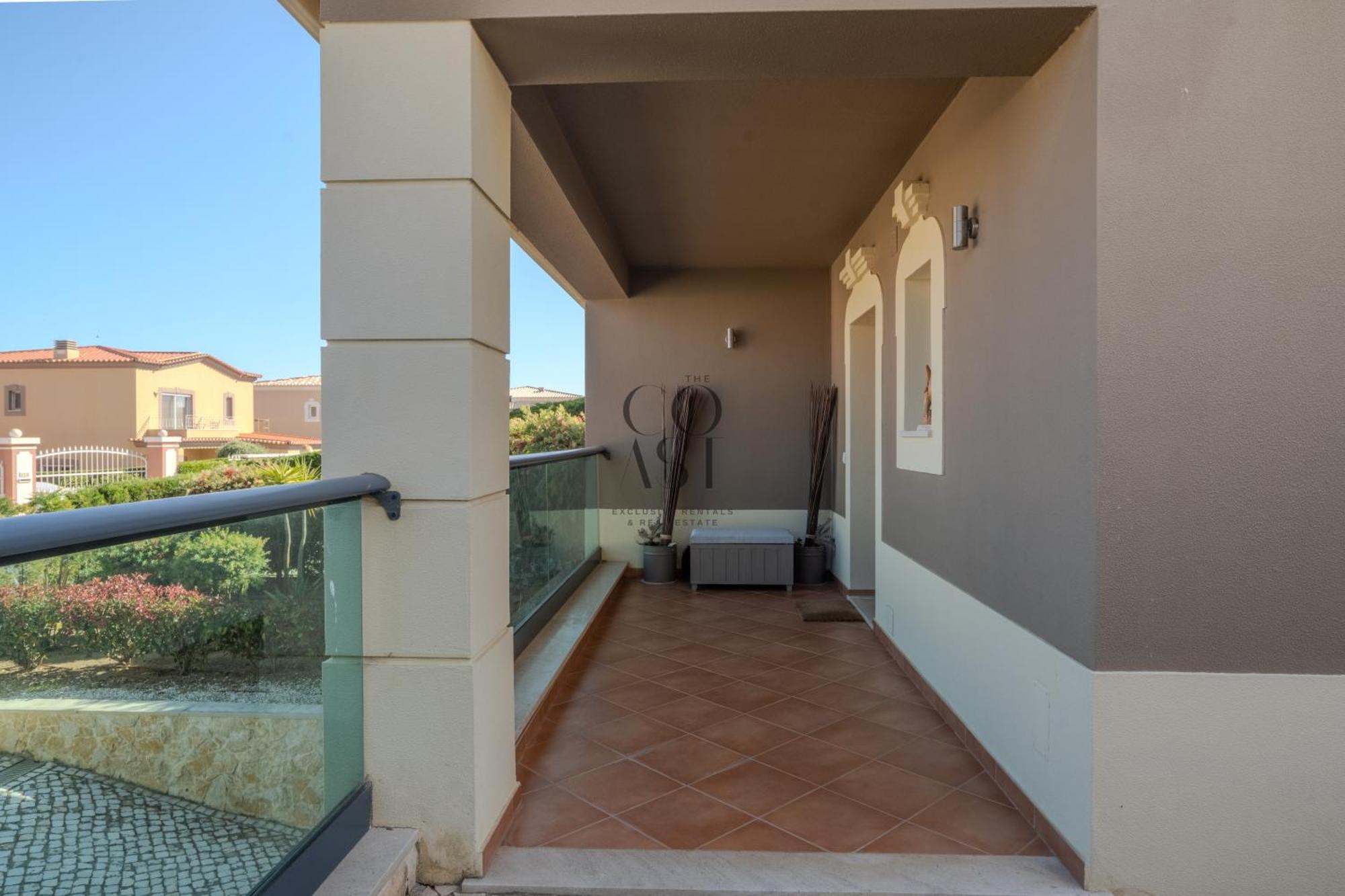Private House With Garden & Pool By The Coast Exclusive