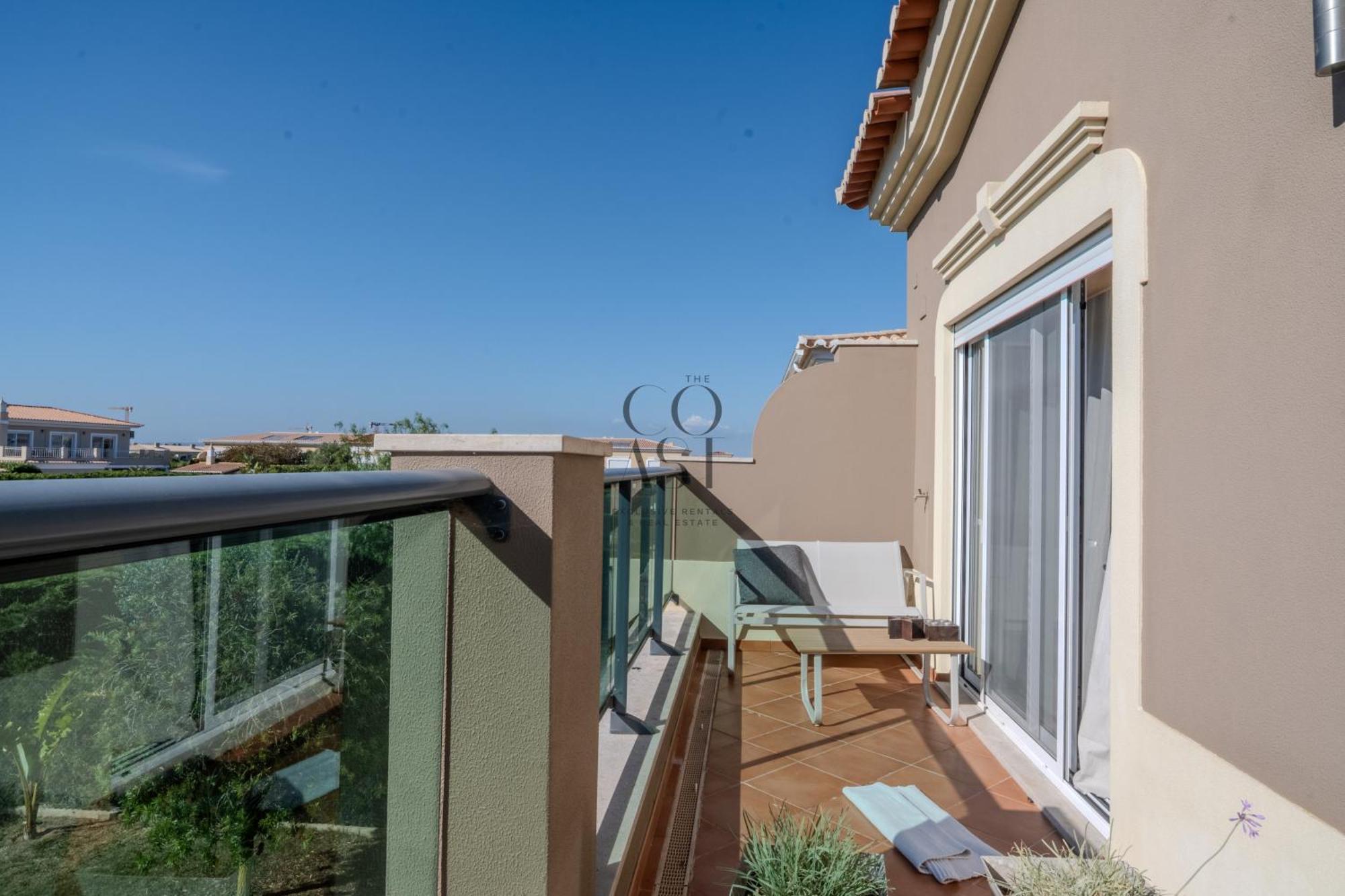 Private House With Garden & Pool By The Coast Exclusive Lagos