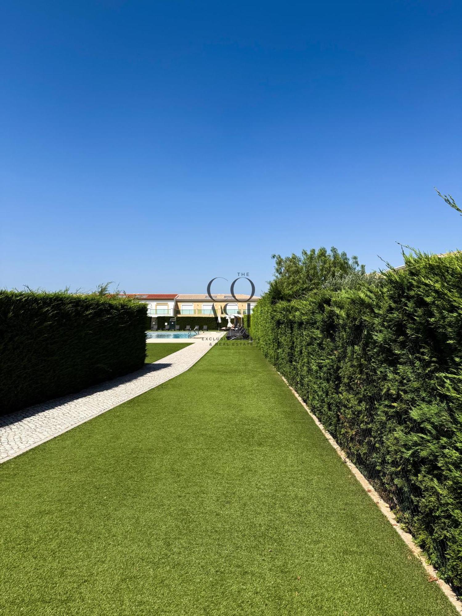 Villa Private House With Garden & Pool By The Coast Exclusive Lagos