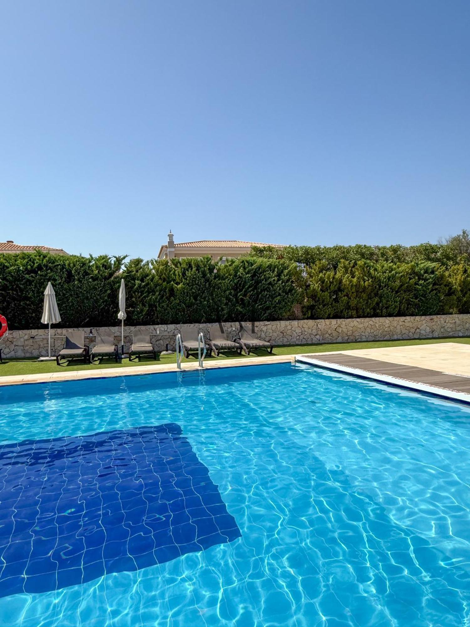 Private House With Garden & Pool By The Coast Exclusive * Lagos